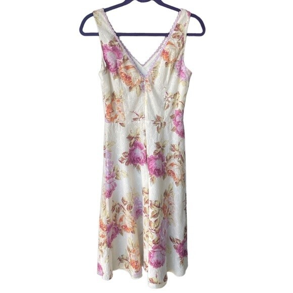 Mica Vintage Floral Lace White Pink Purple Dress Size XS - Picture 2 of 10